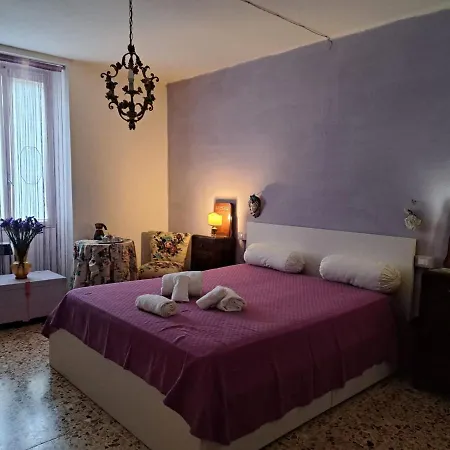 Casa Luci D'alba Pensión